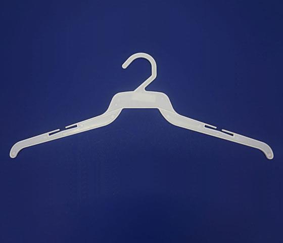 White Plastic Economy Hangers with Hang Bar