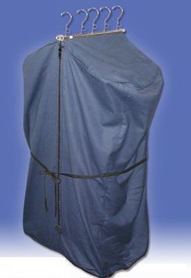 /pub/product-images/20160906103311_BlueCanvasGarmentBags.jpg